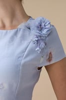 فستان قصير موف فاتح بتنورة تول