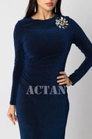 فستان جورسيه ماكسي بخصر مزموم لون ازرق