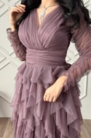 فستان طويل درابيه بطبقات لون بنفسجي