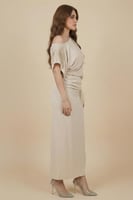 فستان ماكسي بكتف مزين بورد لون بيج