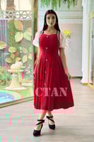 فستان ميدي بقصة مفتوحة من الظهر لون احمر