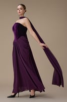 فستان موف طويل مع شال بتصميم درابيه