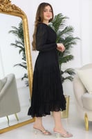 فستان موحد اللون بطبقات مزمومة لون اسود