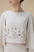 طقم تنورة سكري بتصميم كاب وتطريز كريستالي