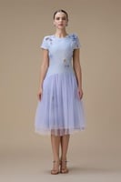 فستان قصير موف فاتح بتنورة تول