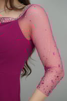 فستان ماكسي باكمام تول مزين بشريط كريستال لون فوشي