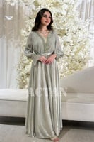 فستان فضي سهرة طويل ميتالك