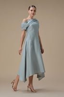 فستان ميدي ازرق بقصة كتف واحد