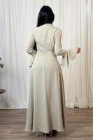 فستان ماكسي باكمام فلوانس لون اخضر فاتح