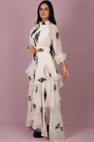 فستان شيفون بتطريز اسود انيق