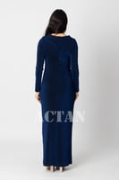 فستان جورسيه ماكسي بخصر مزموم لون ازرق