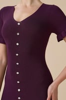 فستان عنابي طويل محبوك