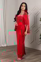 فستان احمر سهرة أنيق بقصة ضيق مزين بكريستال