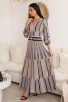 فستان ماكسي بليسيه استرتش لون وردي