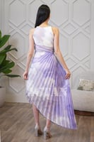 فستان بكسرات غير متساوي الطول لون بنفسجي