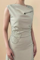 فستان ماكسي درابيه مزيت بالفصوص لون اخضر فاتح