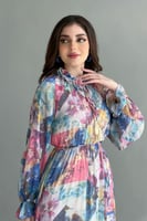 فستان كلوش مورد الياقه