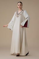 جلابية طويلة بيج طرزة بياقة فاخرة