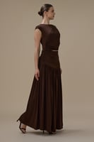 فستان بني طويل درابيه