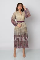 فستان ميدي شيفون بطبقات لون بيج