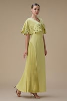 فستان طويل اخضر ليموني بتطريزات زهرية