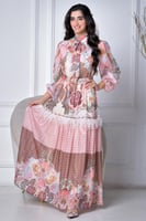 فستان مشجر بياقه عاليه برباط مطرز بكريستال