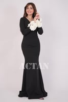 فستان ضيق بأكمام ابلكية ورد