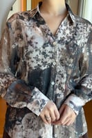 قميص شيفون مشجر لون بني