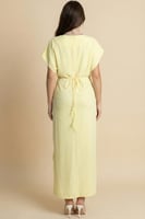 فستان ماكسي بكتف مزين بورد لون اصفر