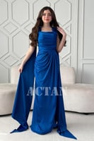 فستان طويل بكسرات مزين بأبلكية زهور لون ازرق