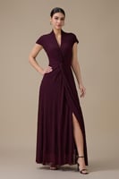 فستان بنفسجي طويل بقصة ملتفة