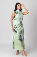 فستان كريب ماكسي بطبعة زهور لون اخضر