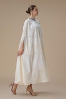 جلابية ميدي كاب واسعة سكري بتطريزات كريستالية