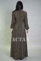 فستان اسود ماكسي باكمام طويلة