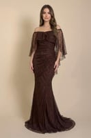 فستان طويل لون بني اوف شولدر