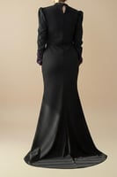 فستان طويل موف بتطريز زهور