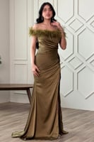 فستان ساتان مزين بريش لون اخضر فاتح