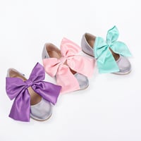 حذاء فلات بفيونكه