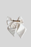 فيونكة جلدية ذهبي