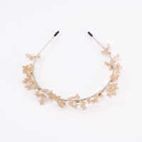 طوق الكريستال