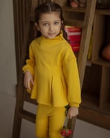 طقم شتوي الجميلة الأصفر