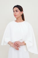 فستان مطرز مع رداء