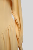 فستان مزموم بقطعة علوية منفصلة