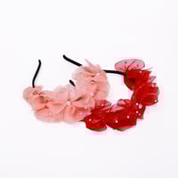 طوق أُبّهة مزين باللؤلؤ