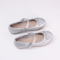 حذاء أنت أبهه فضي