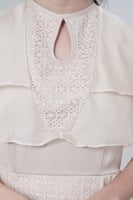 فستان الطبقات البيج