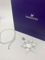 تعليقة سيارة مستوحاة من سوارفسكي