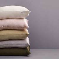 غطاء وسادة حرير