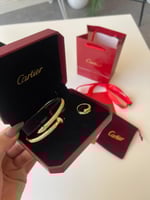 طقم اسوارة وخاتم ماركة كارتير نسائي