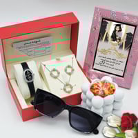 هدية التخرج طقم نسائي بالاسم والصورة